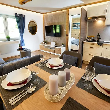 Maexle Apartmán *